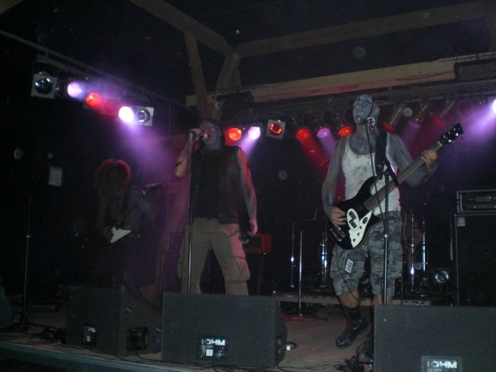 z.o.n.k.-2010_11.jpg